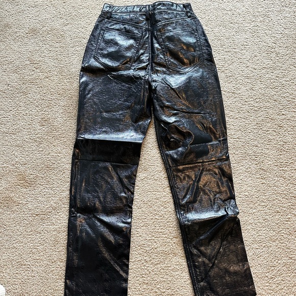 Abercrombie Curve Love Patent Leather 90s Straight Pant in Navy - Picture 5 of 6